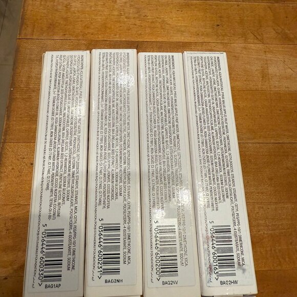 Charlotte Tilbury Beautiful Skin Foundation - Picture 3 of 4